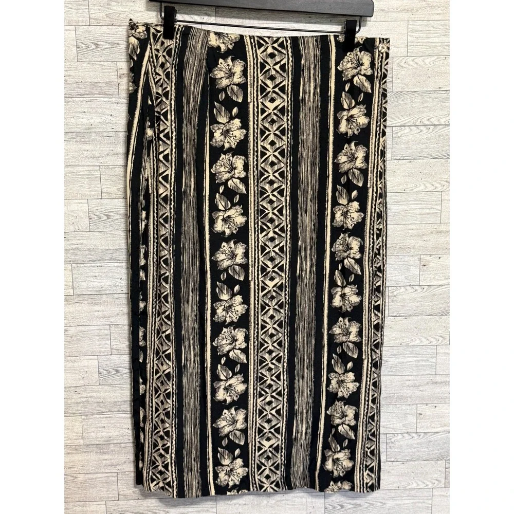 Abria Vintage Floral Geometric Striped Midi Skirt Black Cream Made in Canada 16